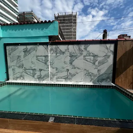 Casa A 300 Metros Da Praia Com Piscina, Churrasqueira E 2 Vagas De Garagem! Praia Grande  Exterior photo