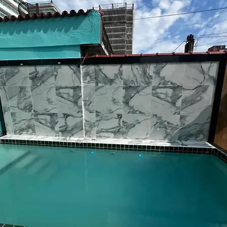 Casa A 300 Metros Da Praia Com Piscina, Churrasqueira E 2 Vagas De Garagem! Praia Grande  Exterior photo