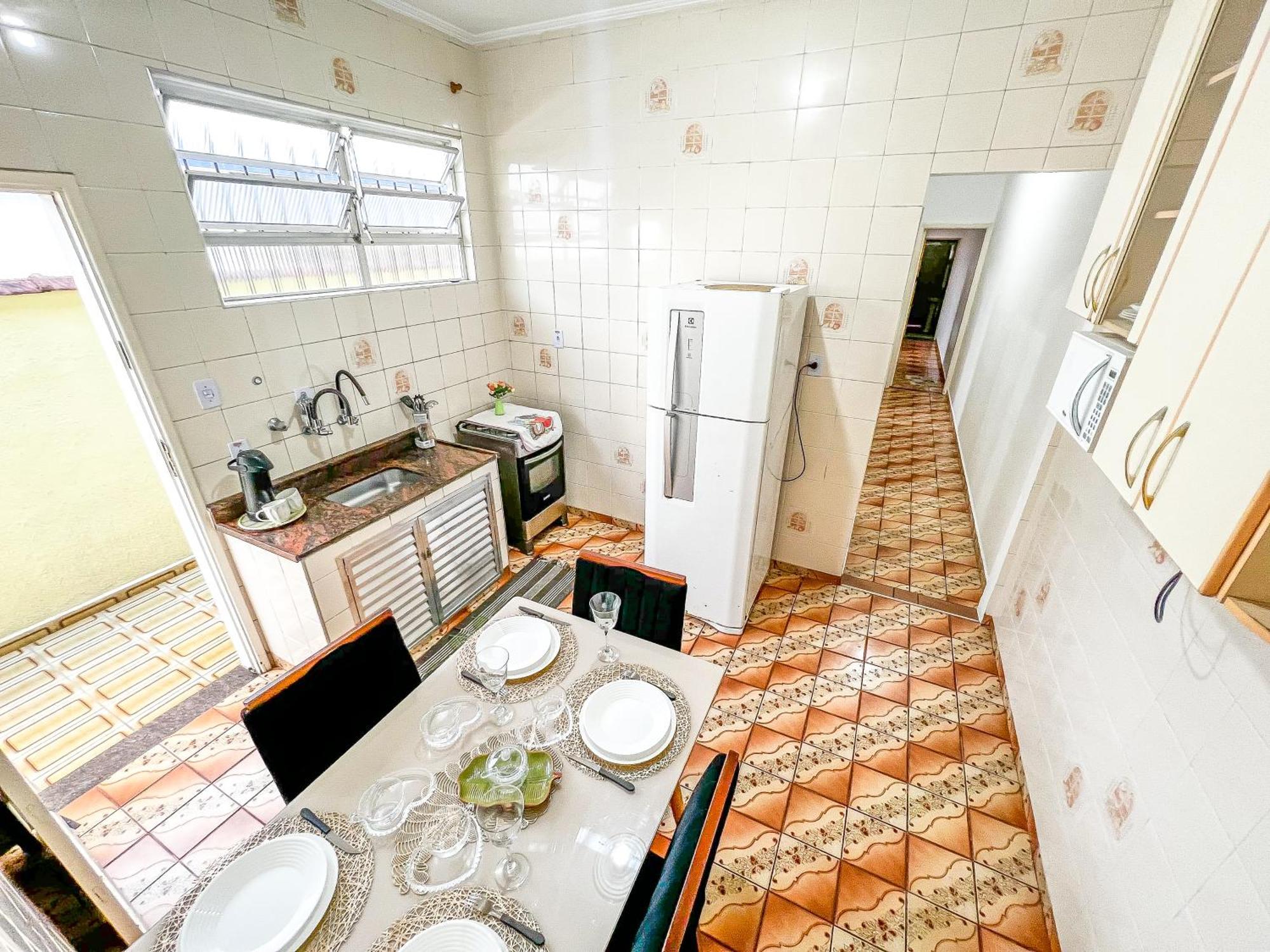 Сasa de vacaciones Casa A 300 Metros Da Com Piscina, Churrasqueira E 2 Vagas De Garagem! Praia Grande (Santos)