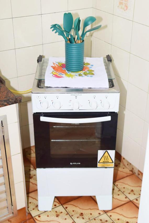 Сasa de vacaciones Casa A 300 Metros Da Com Piscina, Churrasqueira E 2 Vagas De Garagem!
